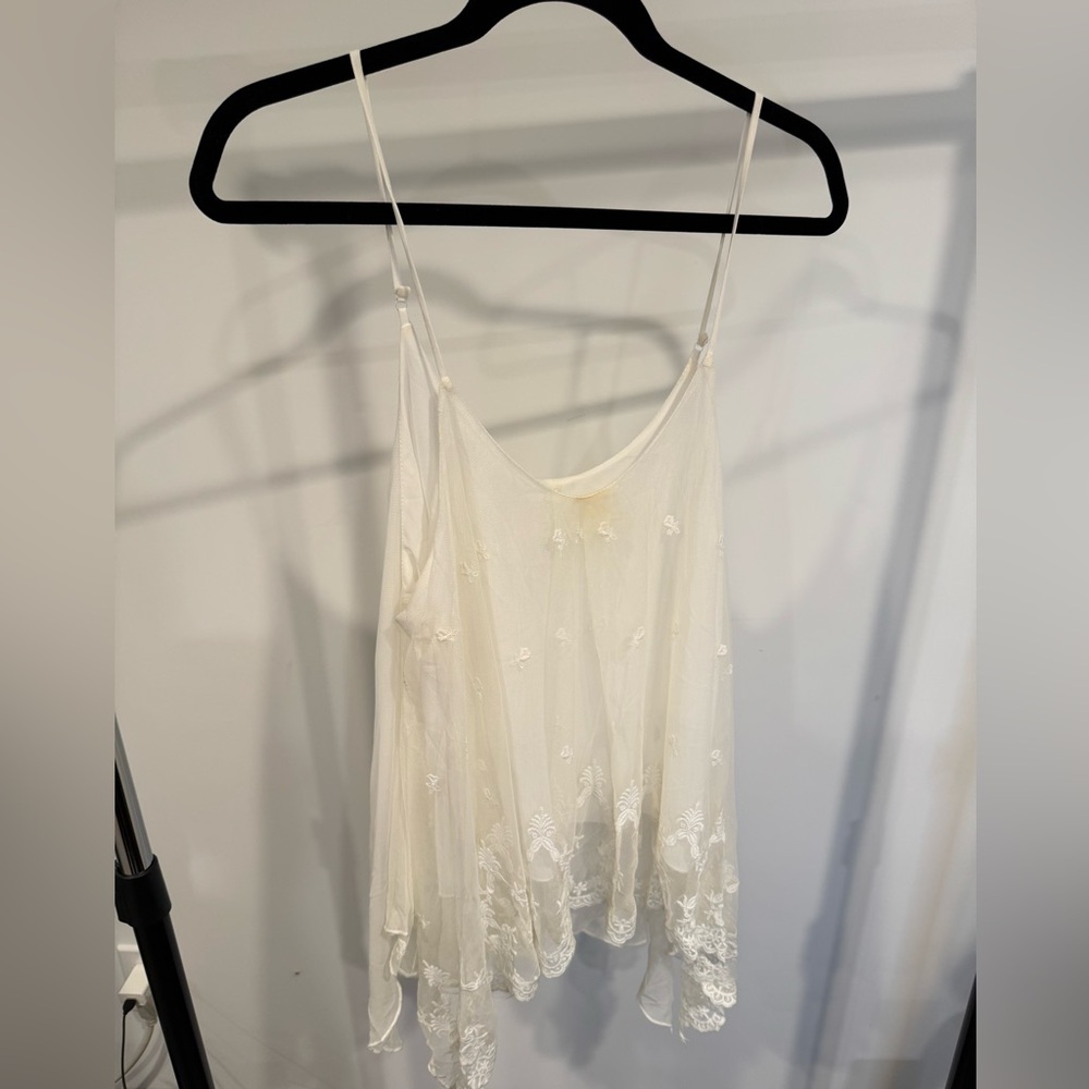 White Lace Embellished Sleeveless Camisole